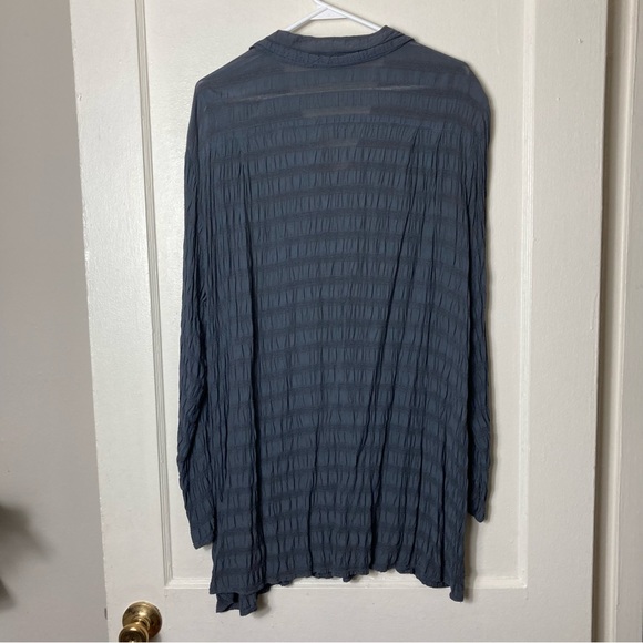 CP Shades gray crinkle texture long tunic button up womens L - Picture 7 of 9